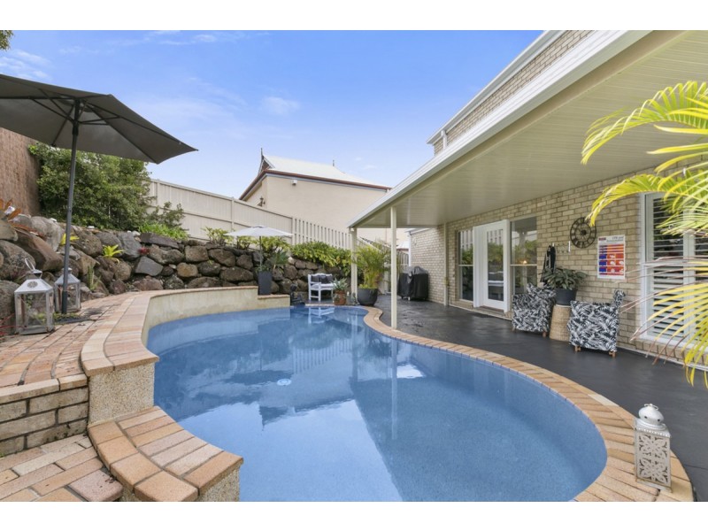 94 Armstrong Way, Highland Park QLD 4211