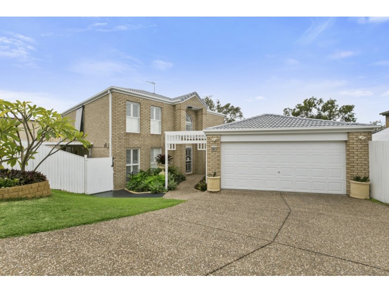 94 Armstrong Way, Highland Park QLD 4211
