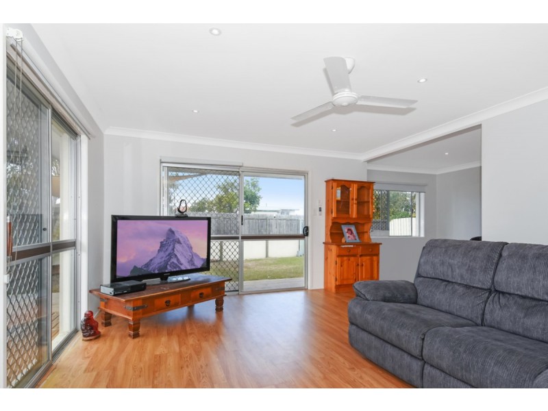 230 Bayview Street, Runaway Bay QLD 4216