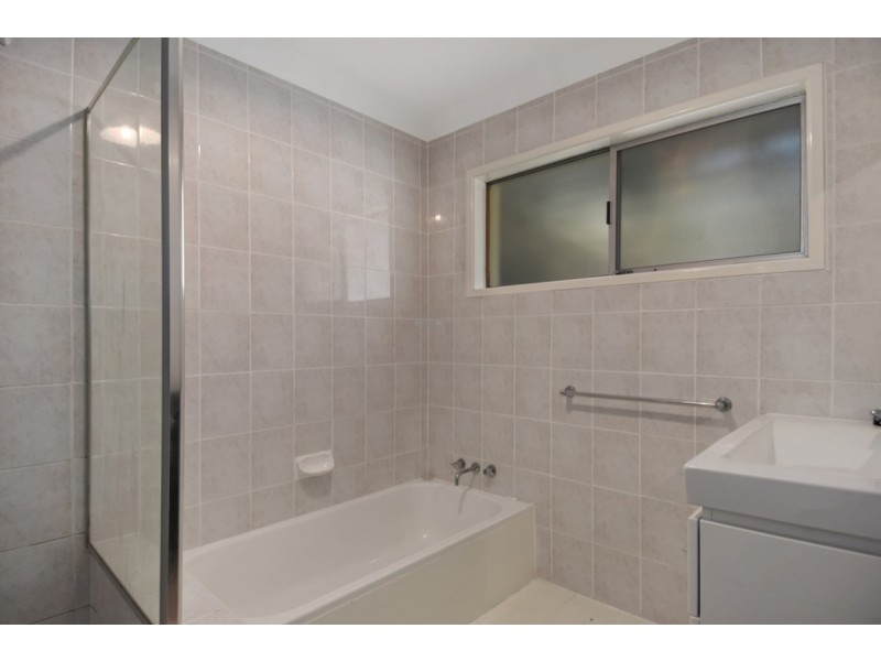 230 Bayview Street, Runaway Bay QLD 4216