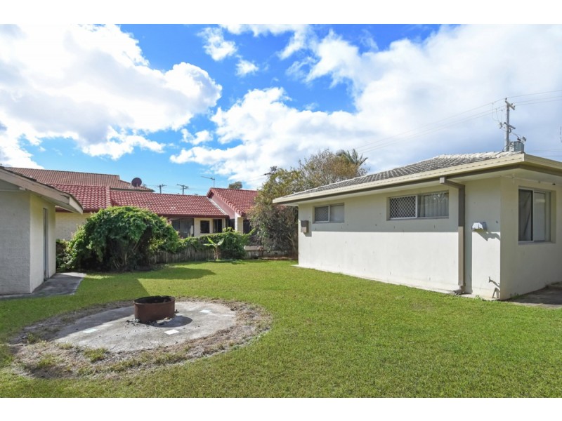 230 Bayview Street, Runaway Bay QLD 4216
