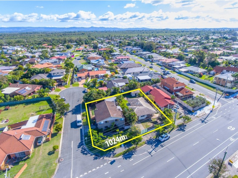 230 Bayview Street, Runaway Bay QLD 4216