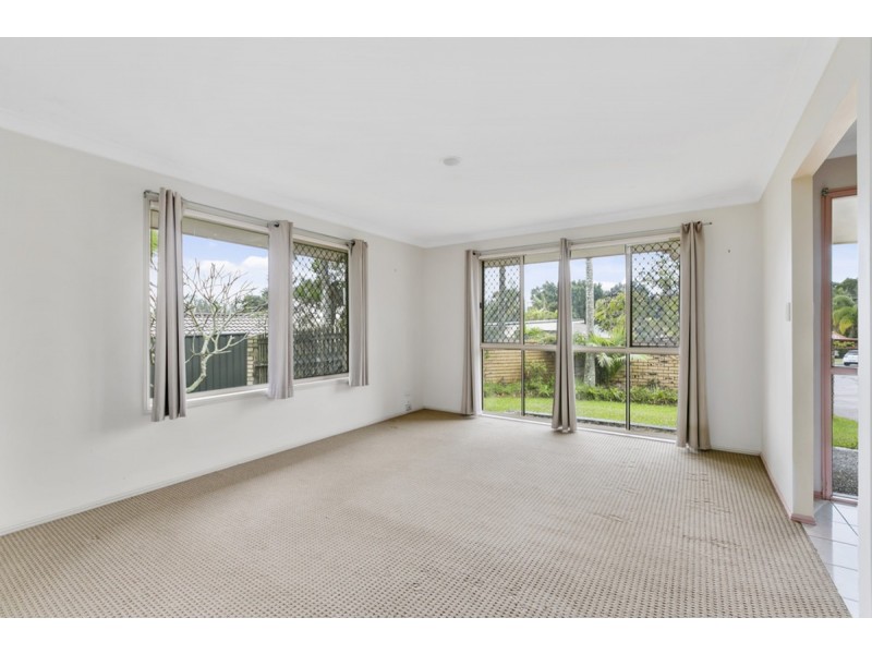 86 Petherbridge Avenue, Merrimac QLD 4226