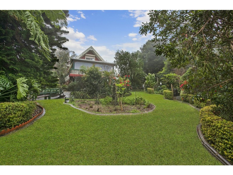 9 Loop Road, Lower Beechmont QLD 4211