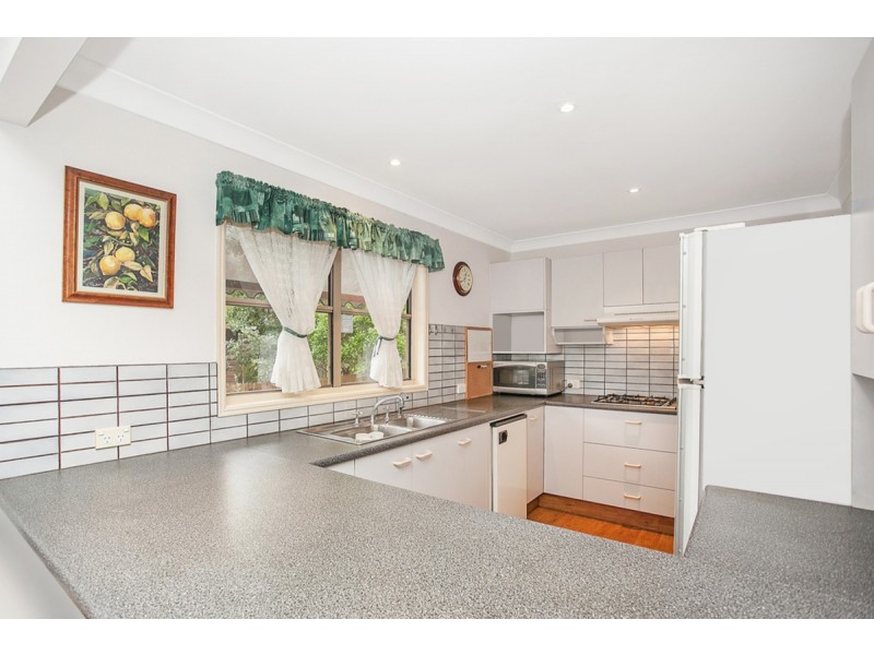 9 Loop Road, Lower Beechmont QLD 4211