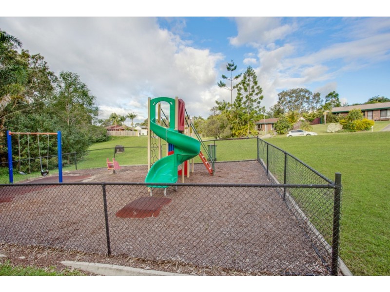 5 Buring Court, Highland Park QLD 4211