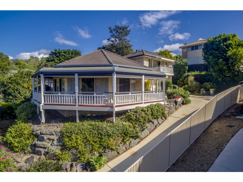 33 Tristania Way, Highland Park QLD 4211