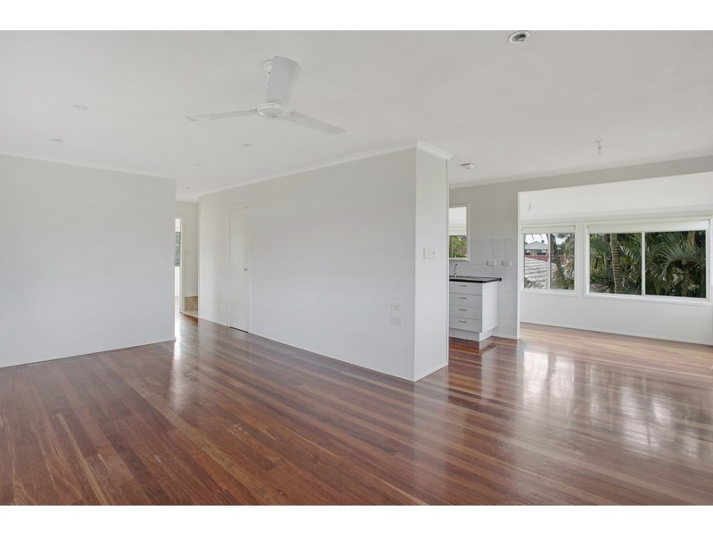 228 Bayview Street, Runaway Bay QLD 4216