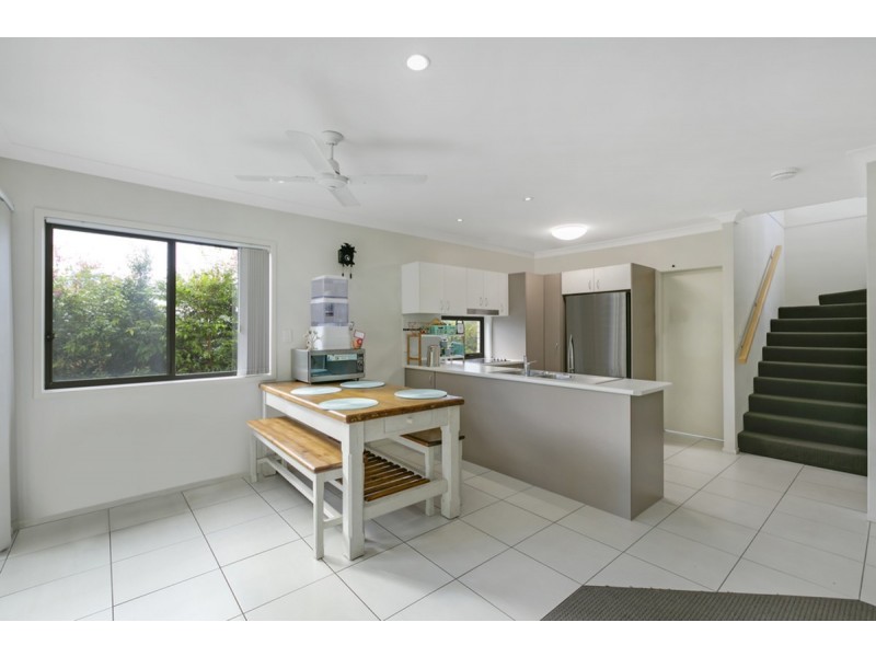 2/72 Nerang River Drive, Nerang QLD 4211