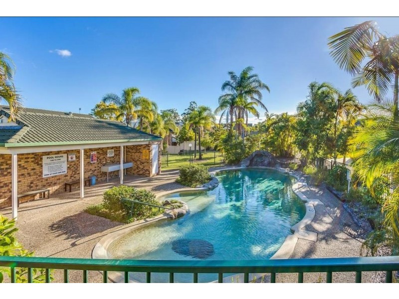 15/2 Weedons Road, Nerang QLD 4211