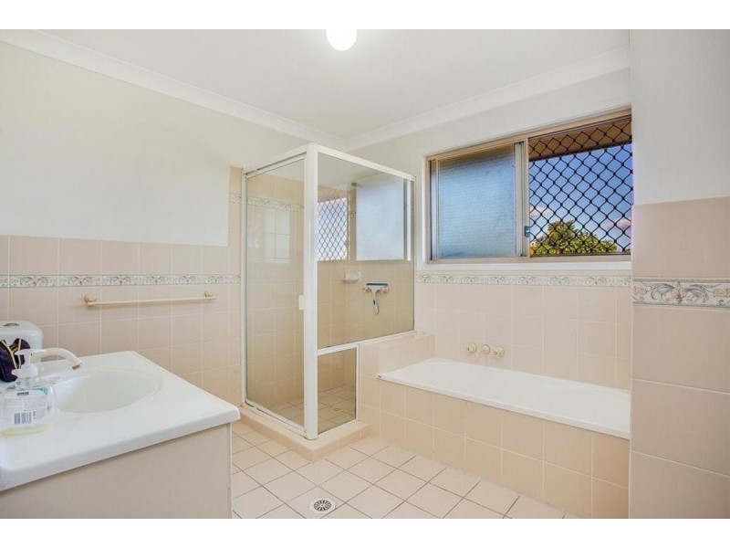 15/2 Weedons Road, Nerang QLD 4211