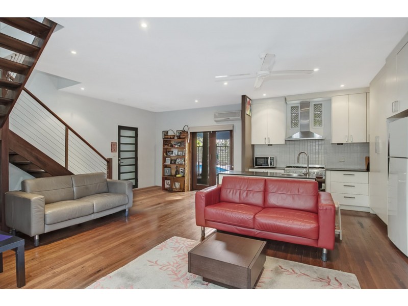 31B Ben Lomond Drive, Highland Park QLD 4211