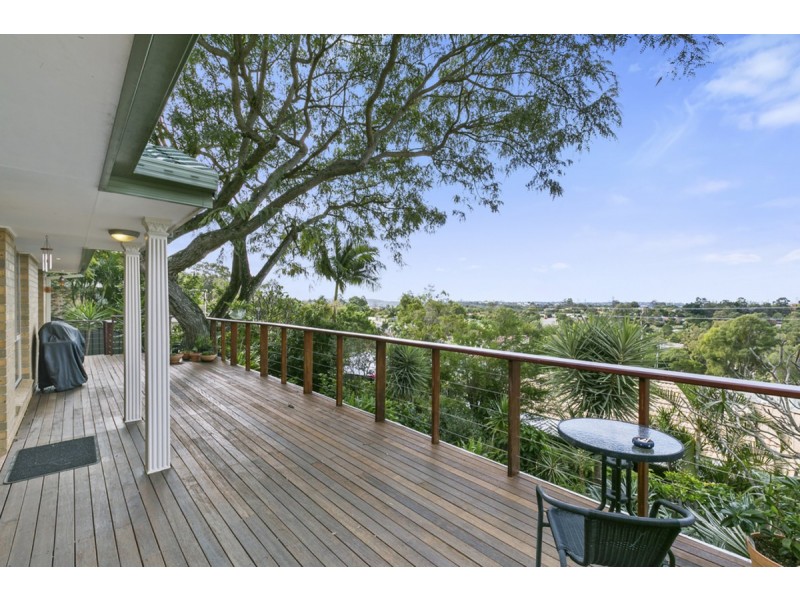 1/106 Explorers Way, Highland Park QLD 4211