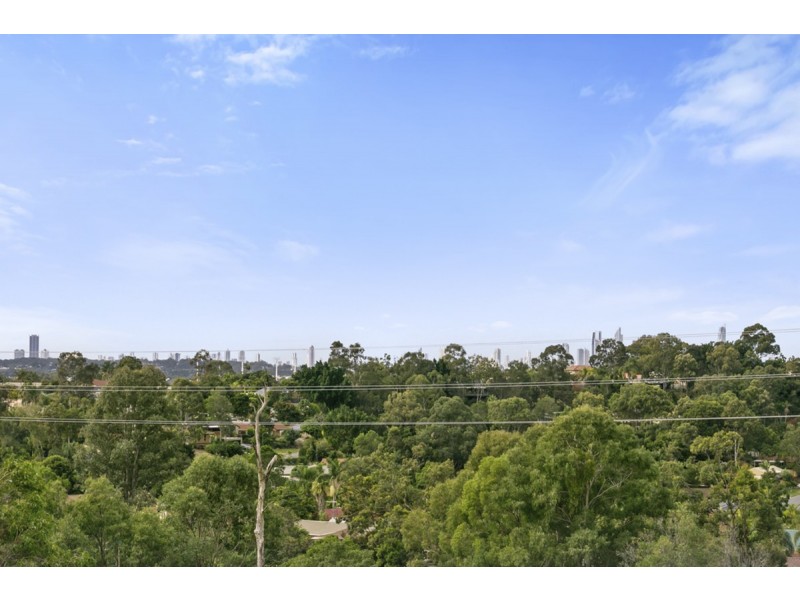 1/106 Explorers Way, Highland Park QLD 4211