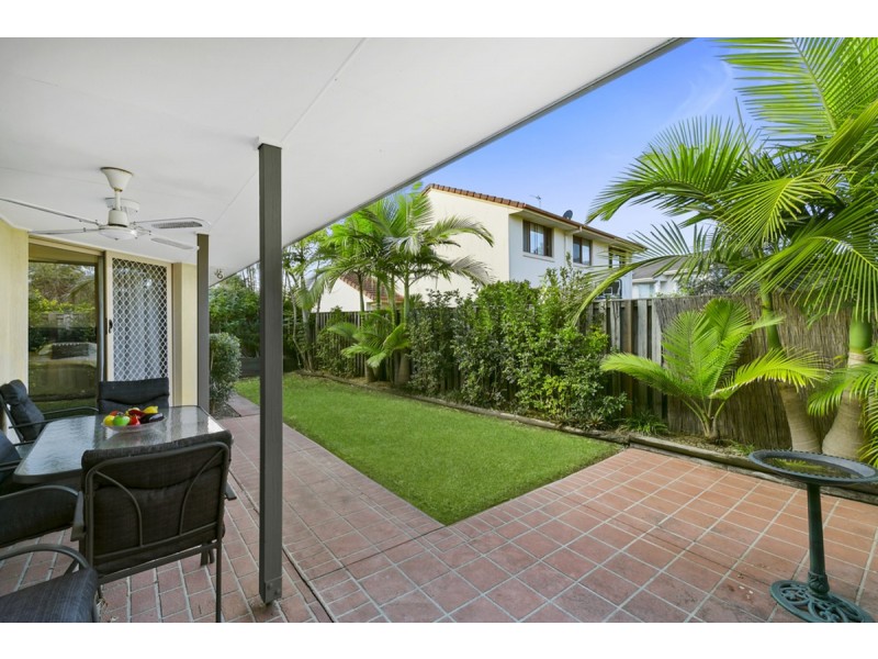 20 Royal Court, Ashmore QLD 4214