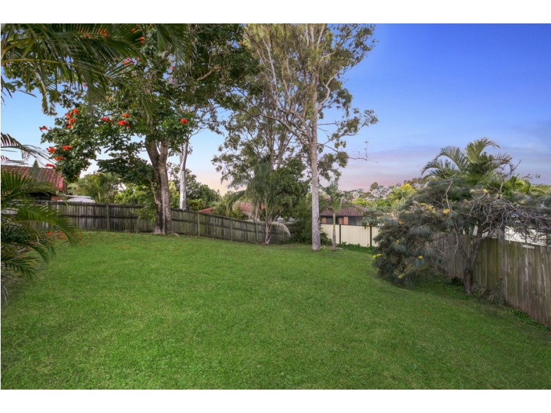 2/9 Botanical Drive, Labrador QLD 4215