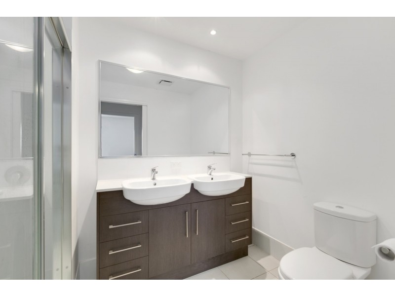 73/1 Boulton Drive, Nerang QLD 4211