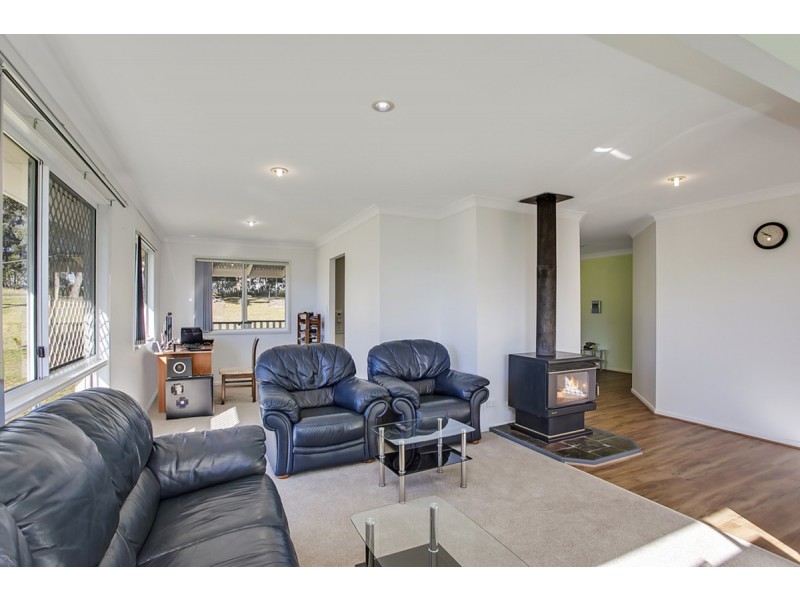 2-4 Timbarra Drive, Beechmont QLD 4211