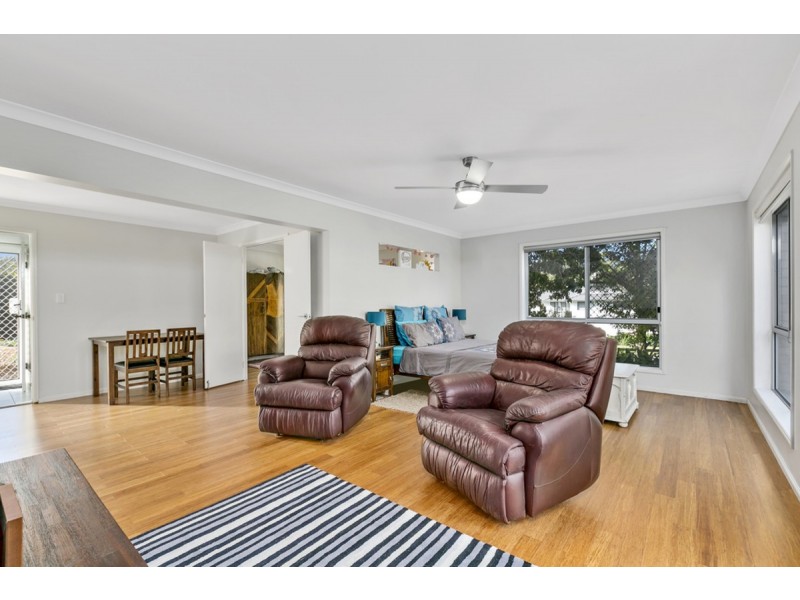 1 Voyager Court, Worongary QLD 4213