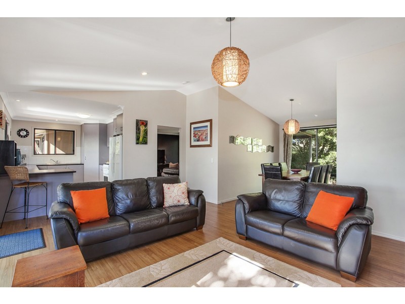 19-21 Gwingana Court, Beechmont QLD 4211