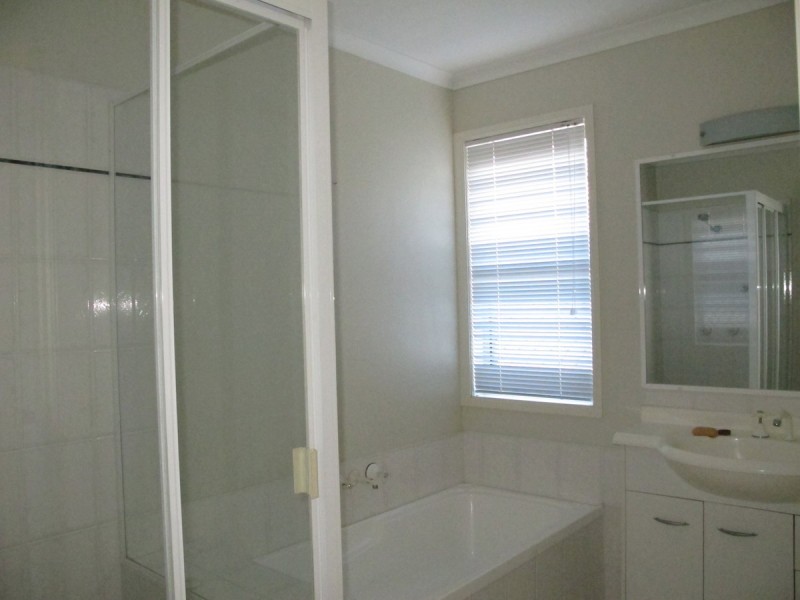 10 Bards Court, Nerang QLD 4211