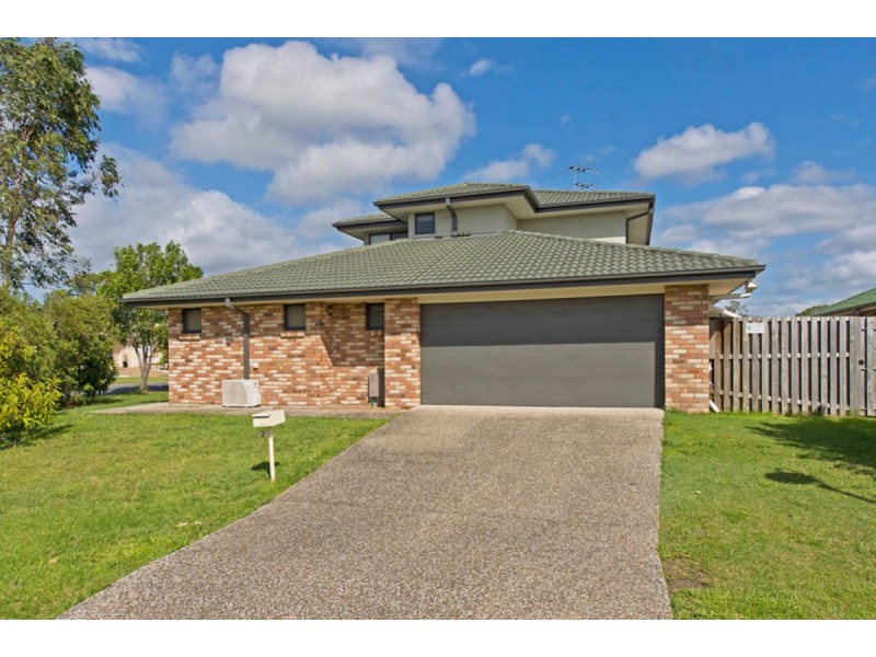 2/2 Moss Terrace, Pimpama QLD 4209