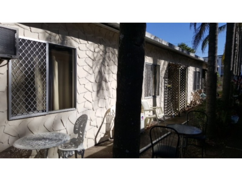 2/5 Proud Street, Labrador QLD 4215