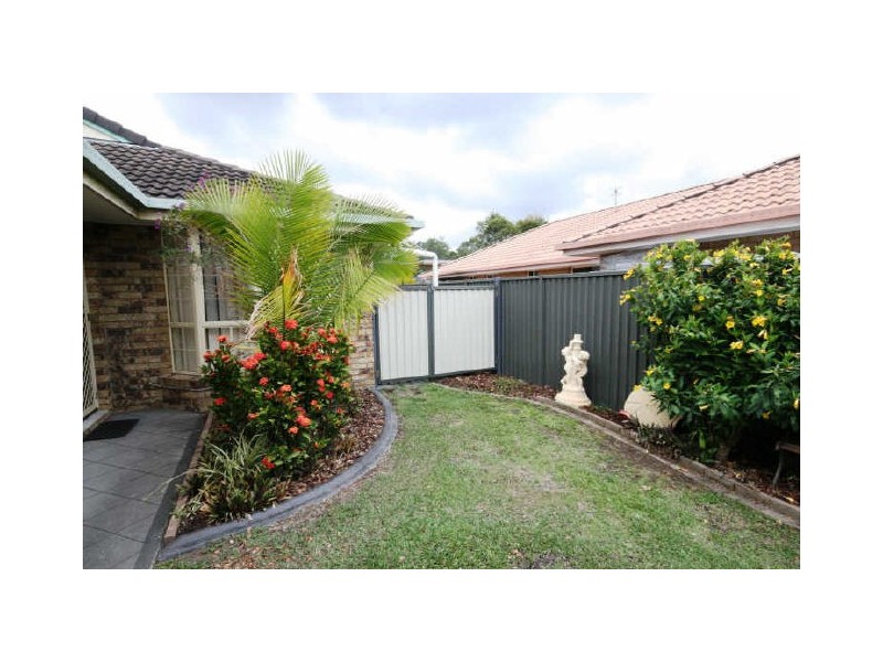 77 Oakdale Avenue, Nerang QLD 4211