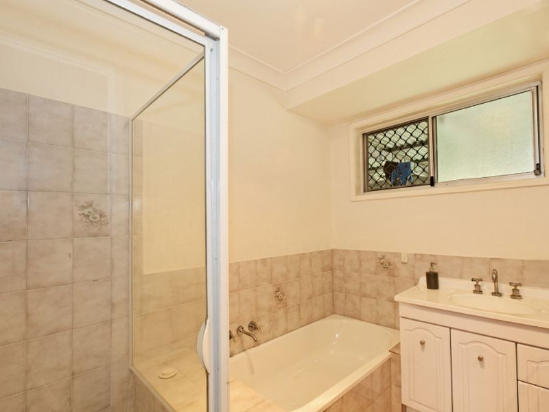 36 Orlando Court, Highland Park QLD 4211