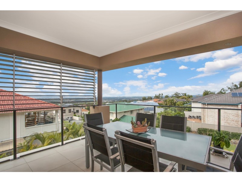 1 Chevron Rise, Highland Park QLD 4211