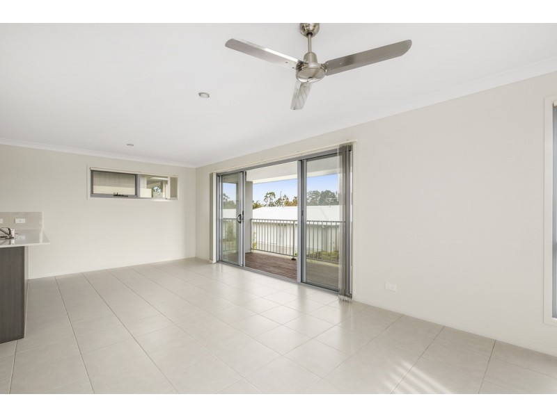 1/2 Kay Street, Pimpama QLD 4209