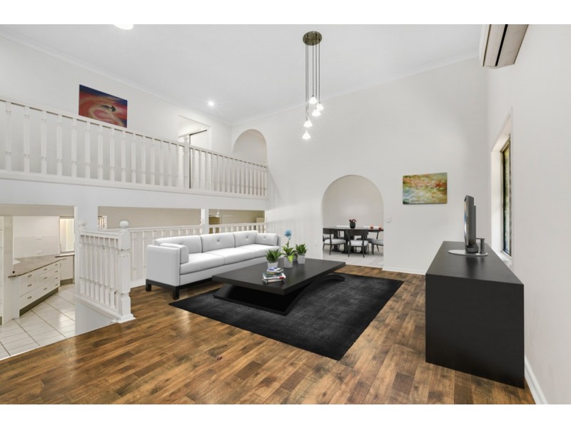 69 Nerang River Drive, Nerang QLD 4211