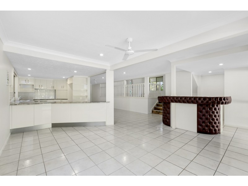 69 Nerang River Drive, Nerang QLD 4211