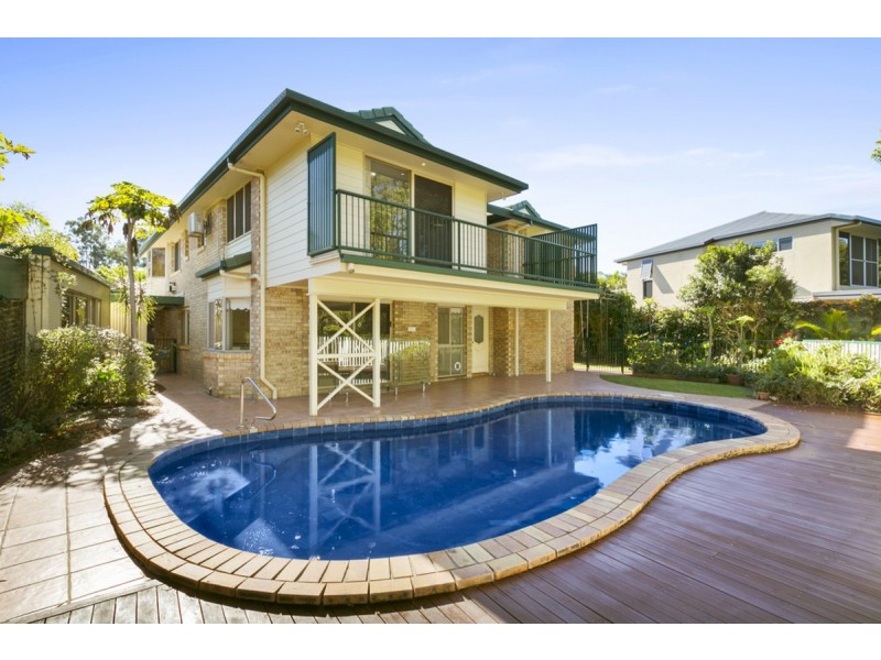 69 Nerang River Drive, Nerang QLD 4211