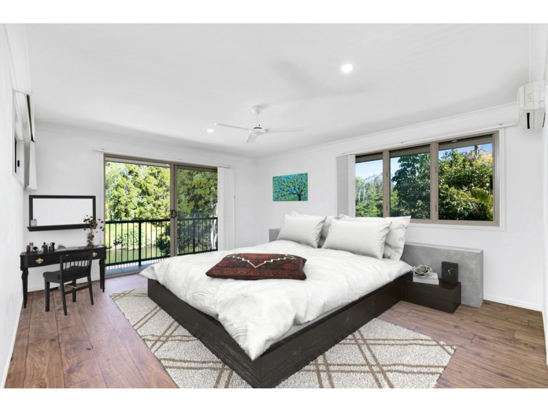 69 Nerang River Drive, Nerang QLD 4211