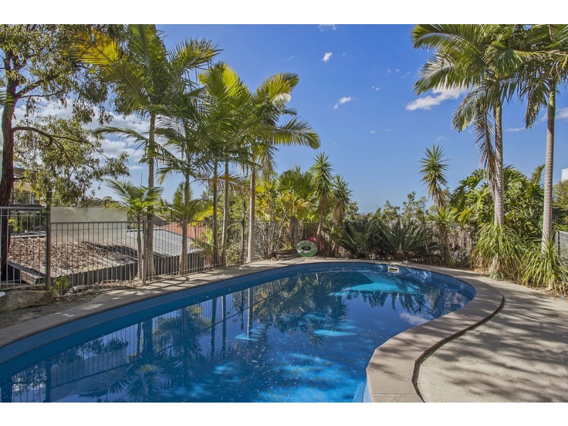 11 Moroccan Street, Highland Park QLD 4211