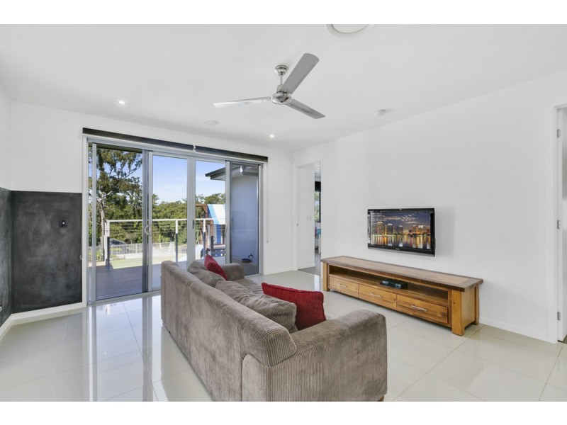 56 Billabirra Crescent, Nerang QLD 4211