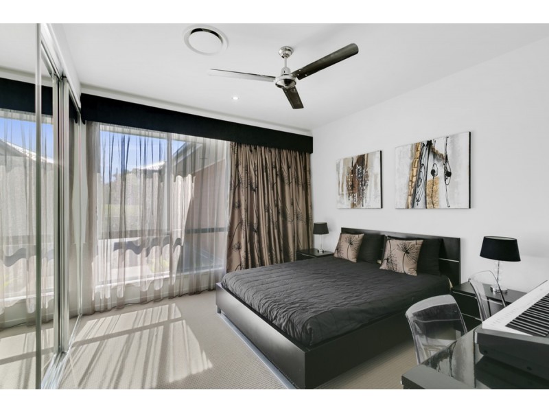 56 Billabirra Crescent, Nerang QLD 4211