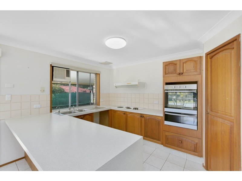 1 Perth Square, Highland Park QLD 4211