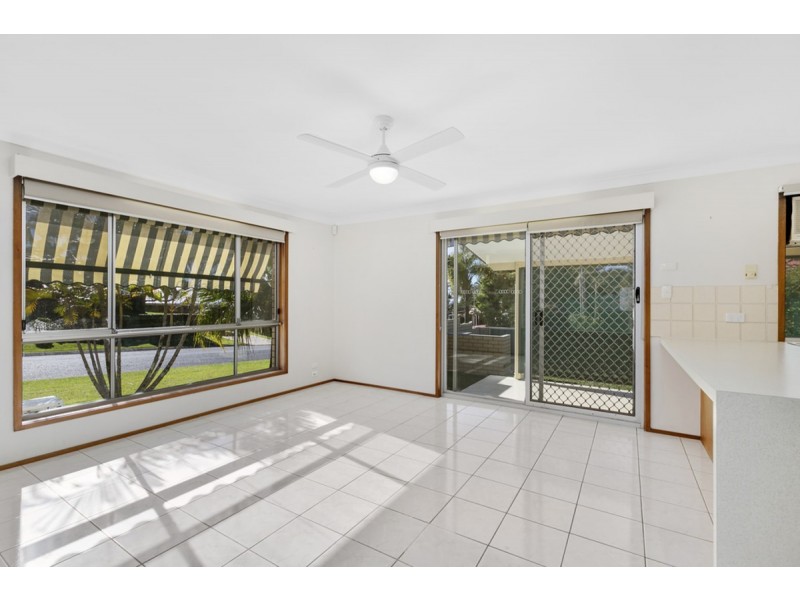 1 Perth Square, Highland Park QLD 4211