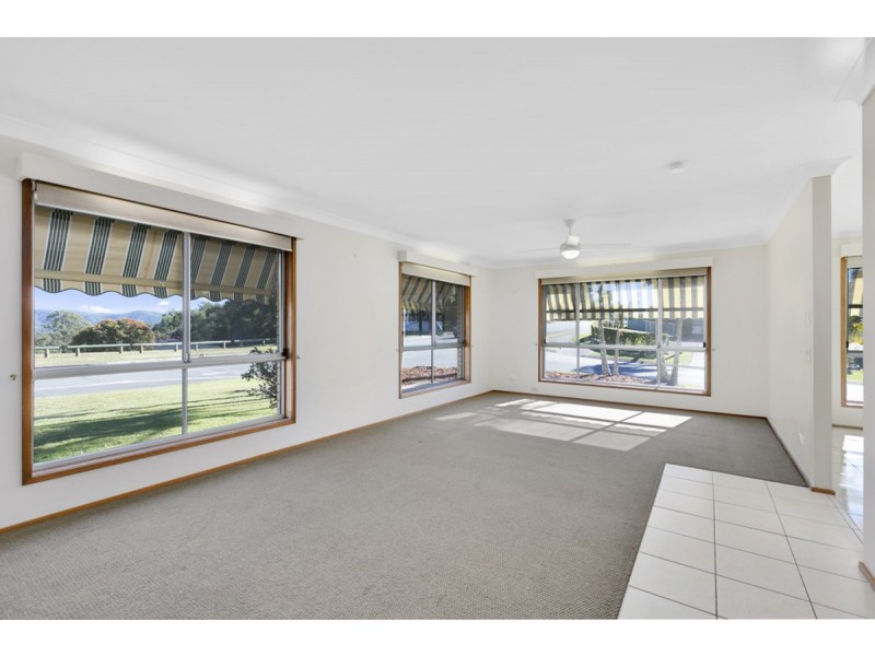 1 Perth Square, Highland Park QLD 4211