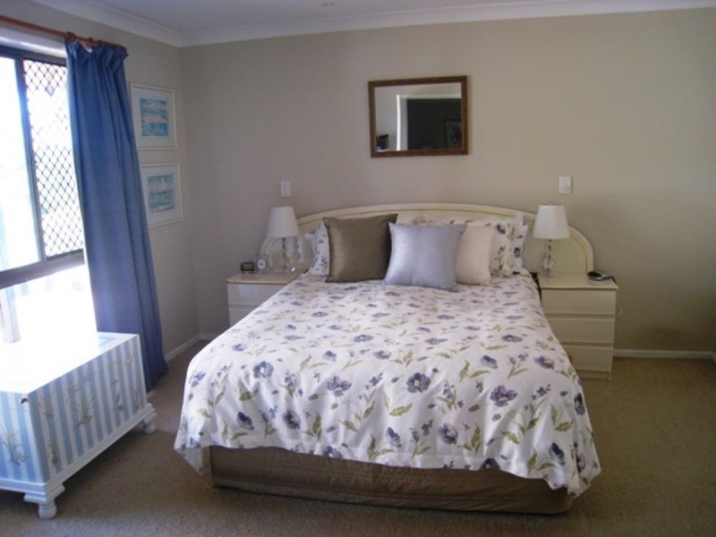 13 Valerie Street, Ashmore QLD 4214