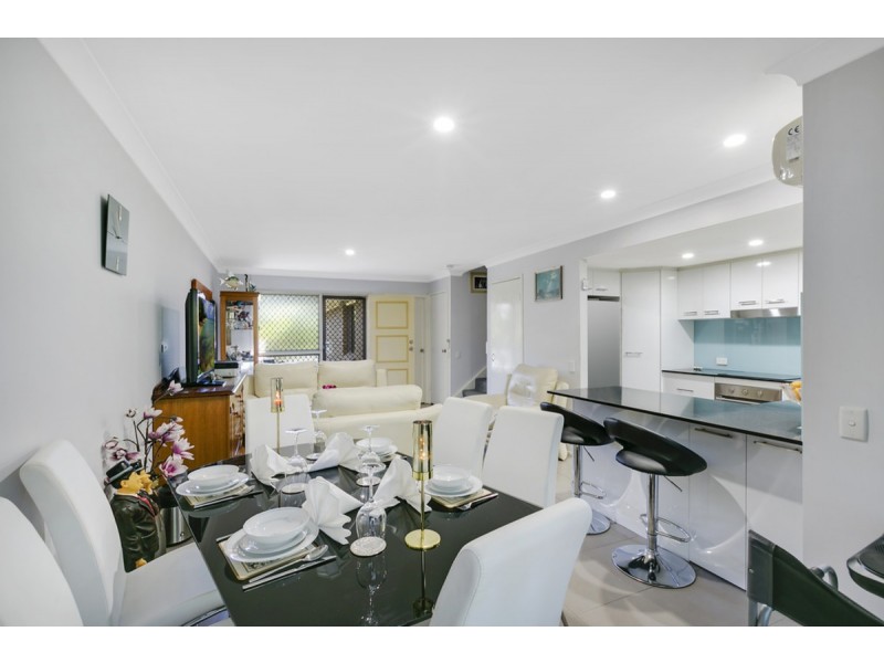 3 Dahlia C 67 Nerang Street, Nerang QLD 4211