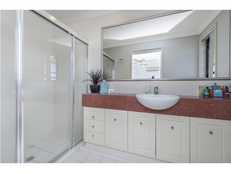 69/60-76 Caseys Road, Hope Island QLD 4212