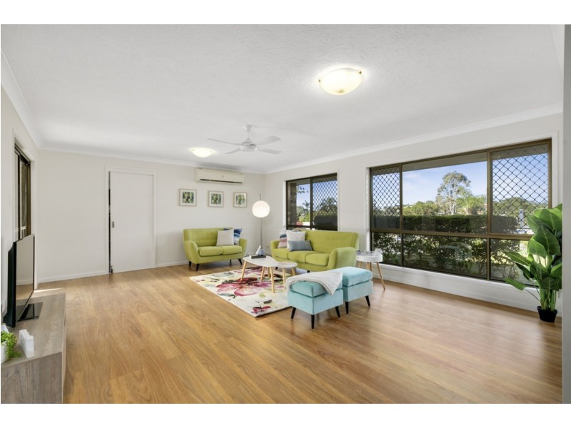 54 Pappas Way, Carrara QLD 4211