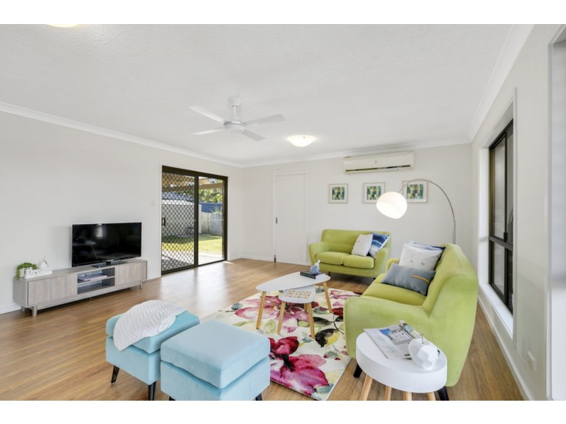 54 Pappas Way, Carrara QLD 4211