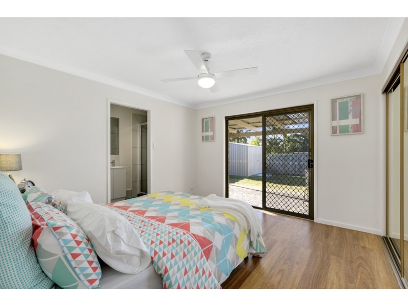 54 Pappas Way, Carrara QLD 4211