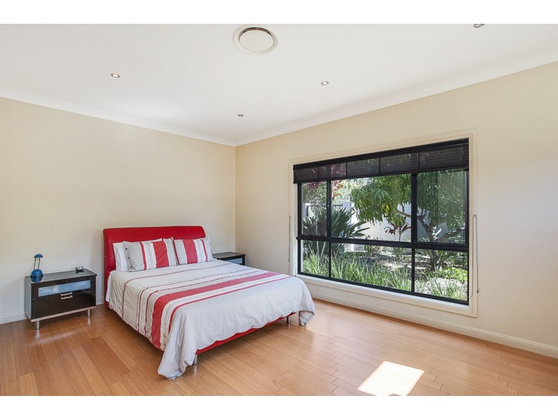 19 Marriott Way, Highland Park QLD 4211