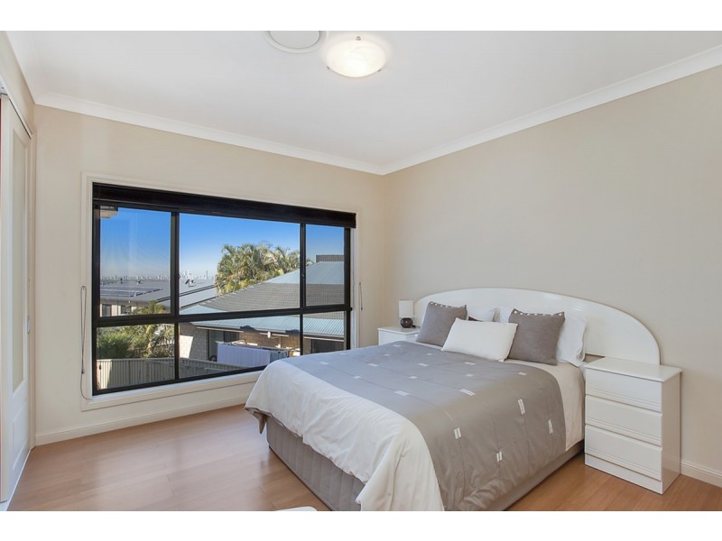 19 Marriott Way, Highland Park QLD 4211