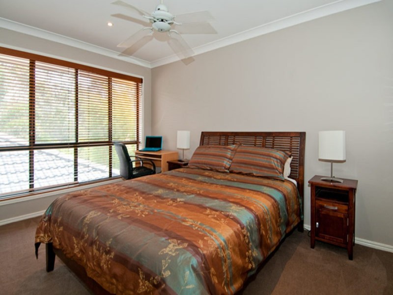 14 Fitzalan Circuit, Arundel QLD 4214